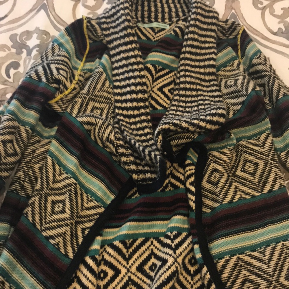 Sweater - Picture 2 of 3